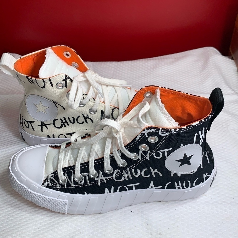 CONVERSE ALL STARS.    11DBA4​​​​​​​​​​​​​​​​​​​